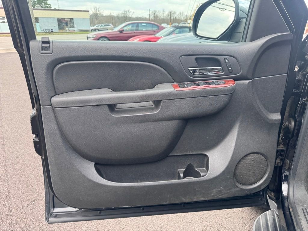 2013 Chevrolet Avalanche LT