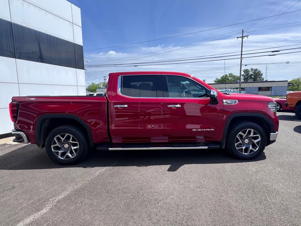 2024 GMC Sierra 1500 SLT