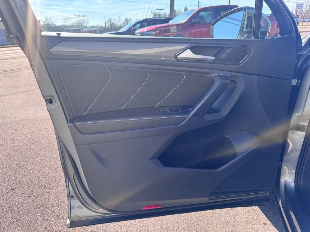 2023 Volkswagen Tiguan SE