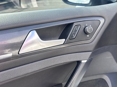 2019 Volkswagen Golf GTI S