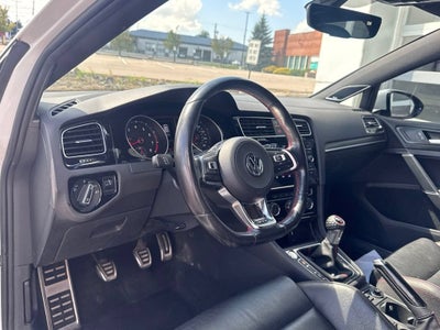 2019 Volkswagen Golf GTI S