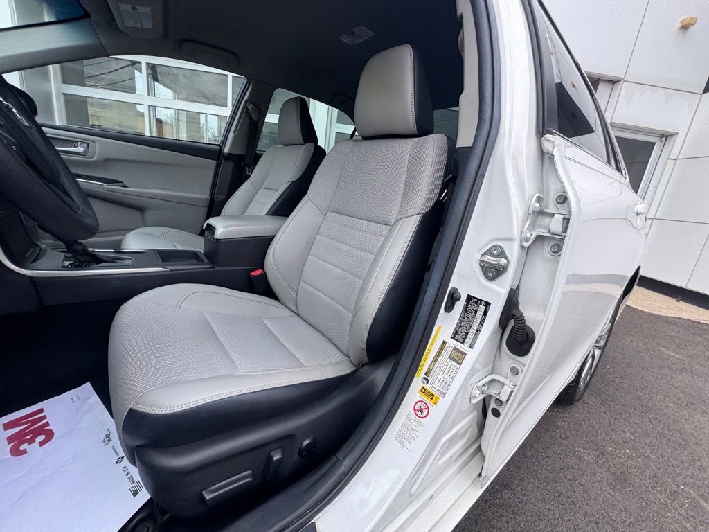 2016 Toyota Camry XLE