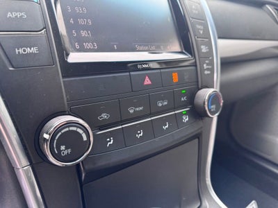 2016 Toyota Camry XLE