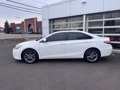 2016 Toyota Camry XLE