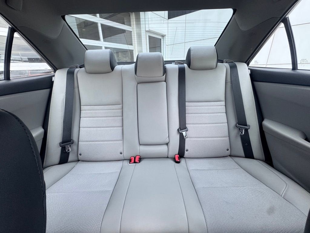 2016 Toyota Camry XLE