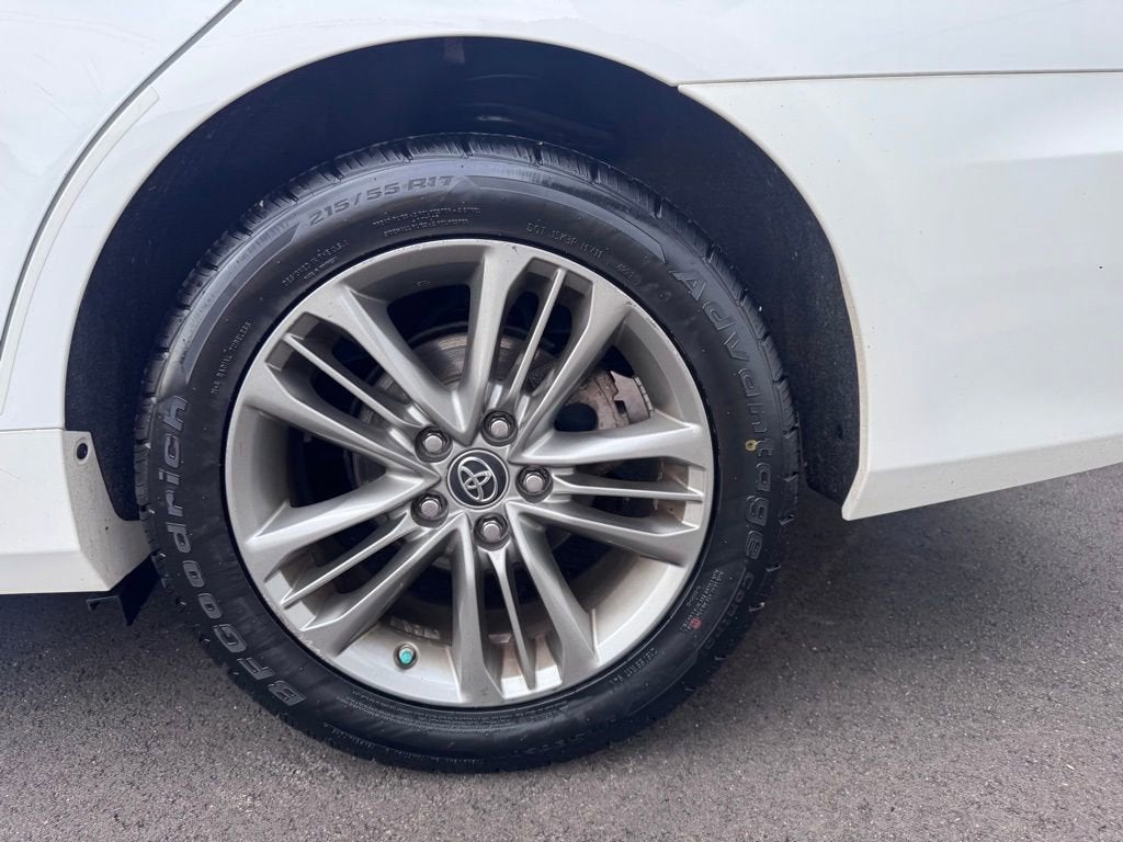 2016 Toyota Camry XLE