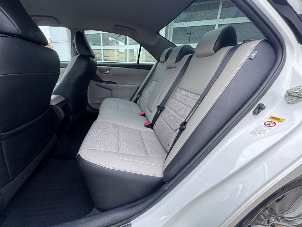 2016 Toyota Camry XLE