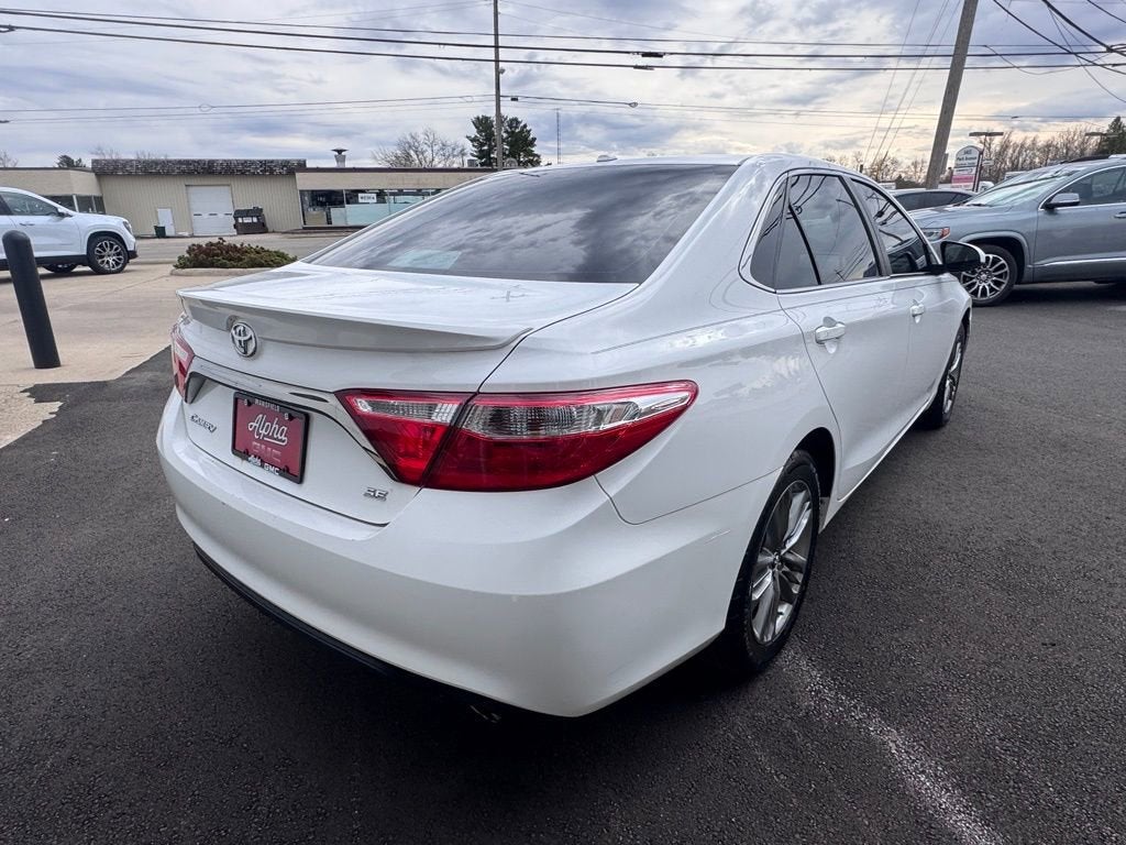2016 Toyota Camry XLE