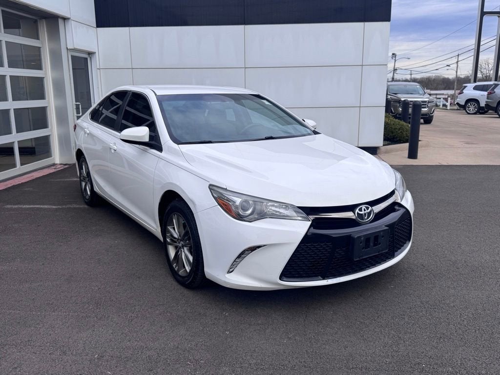 2016 Toyota Camry XLE