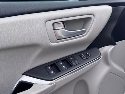 2016 Toyota Camry XLE