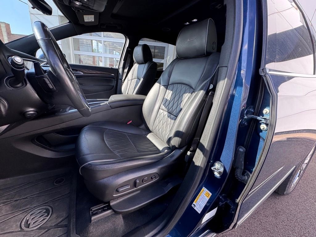 2023 Buick Enclave Avenir