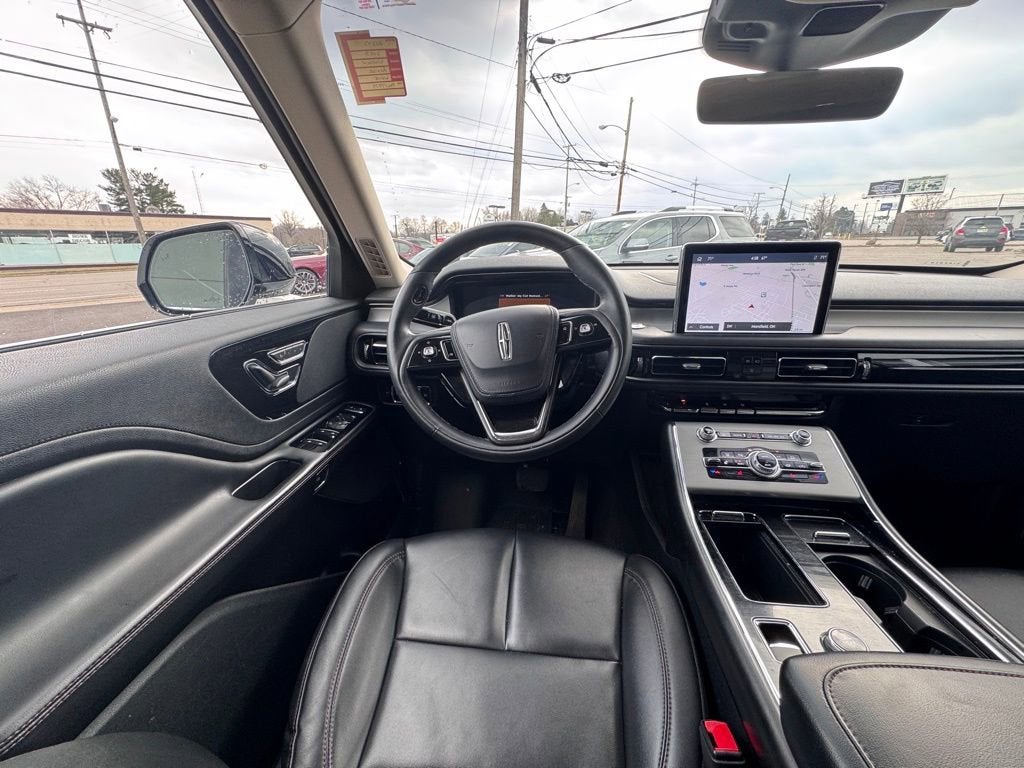 2023 Lincoln Aviator Standard