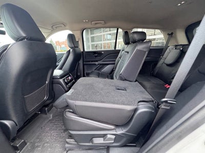 2023 Lincoln Aviator Standard