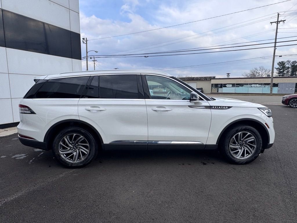 2023 Lincoln Aviator Standard