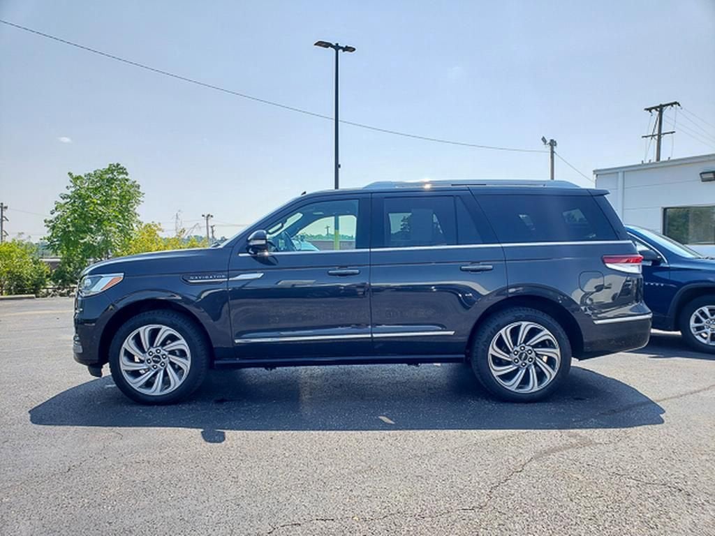 2022 Lincoln Navigator Reserve