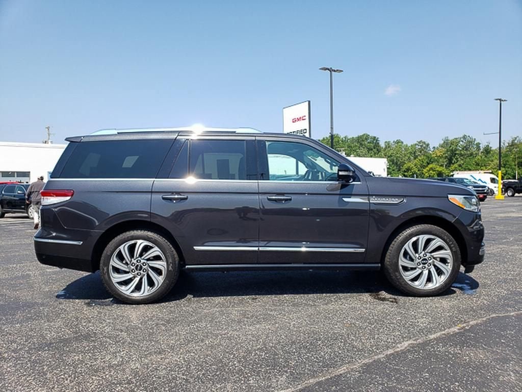 2022 Lincoln Navigator Reserve