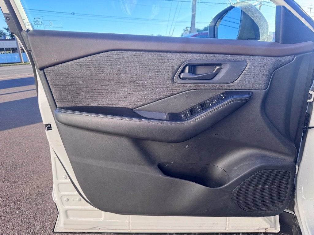 2022 Nissan Rogue S