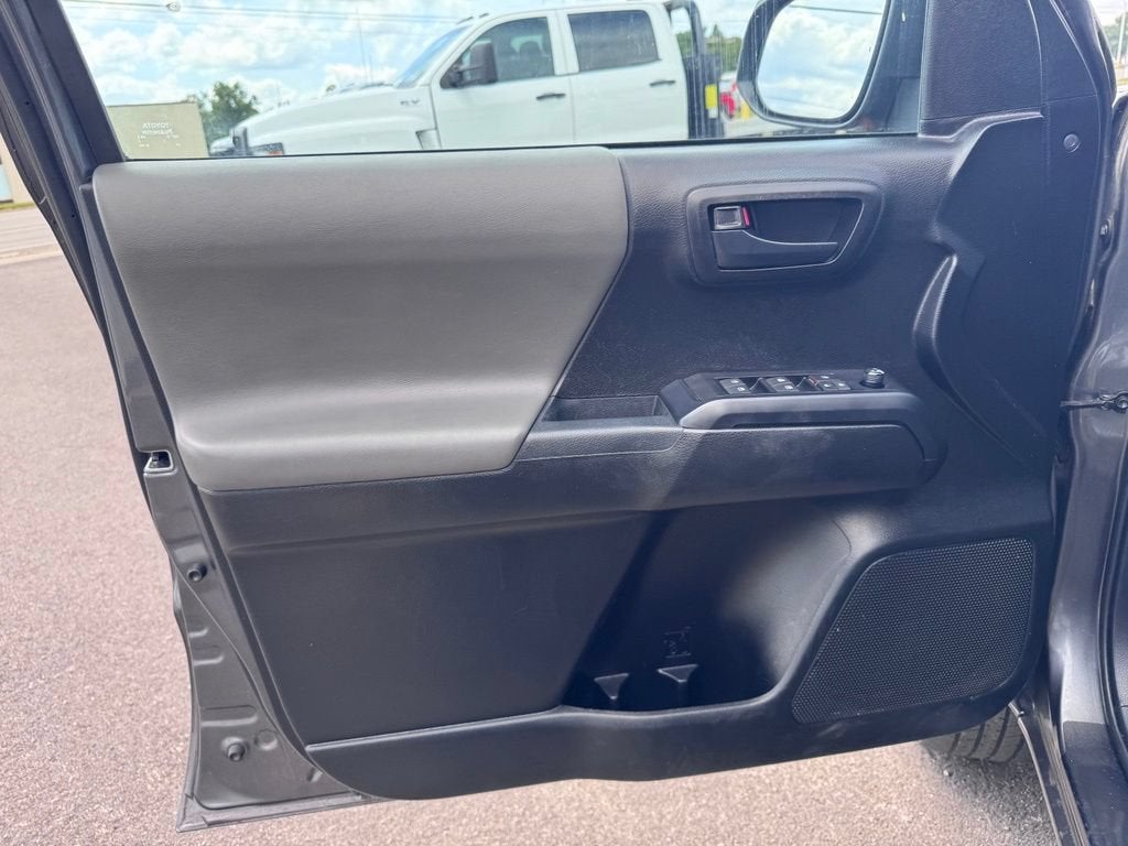 2021 Toyota Tacoma 4WD SR