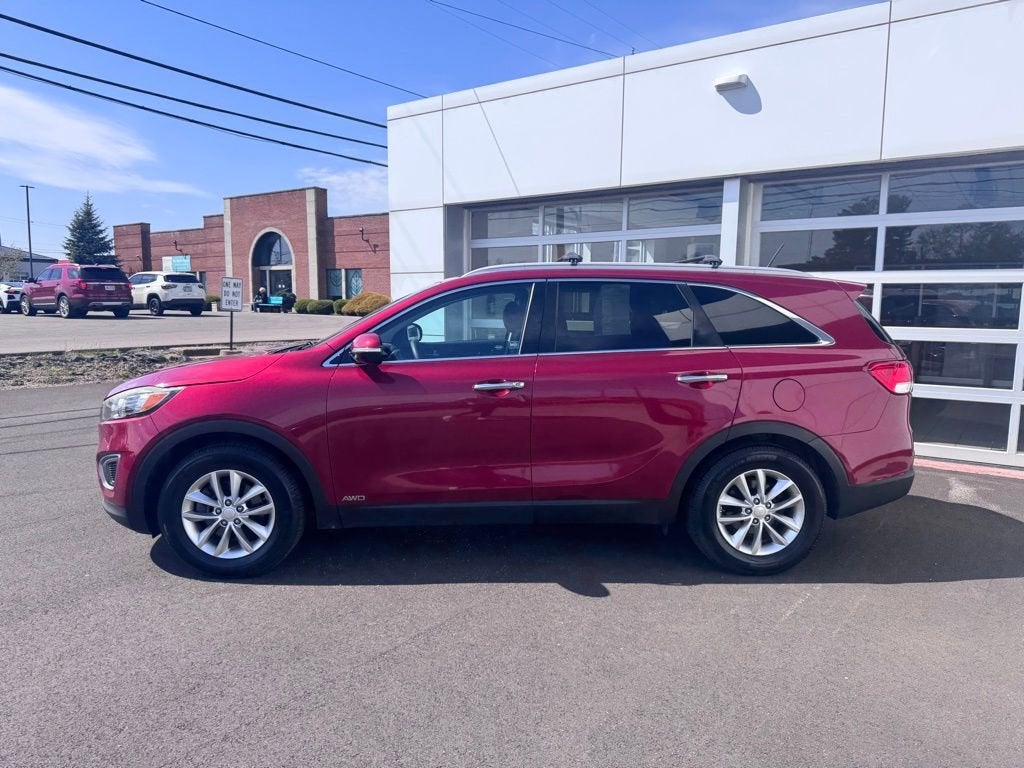 Used 2016 Kia Sorento LX with VIN 5XYPGDA39GG082423 for sale in Mansfield, OH