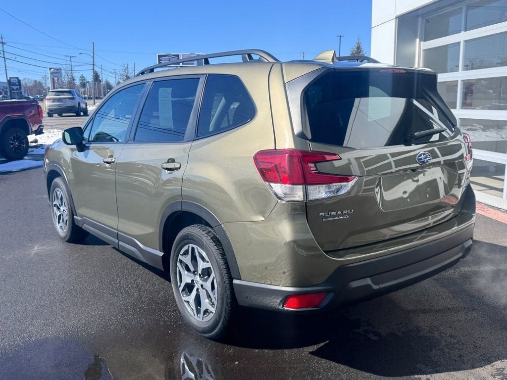 2022 Subaru Forester Premium