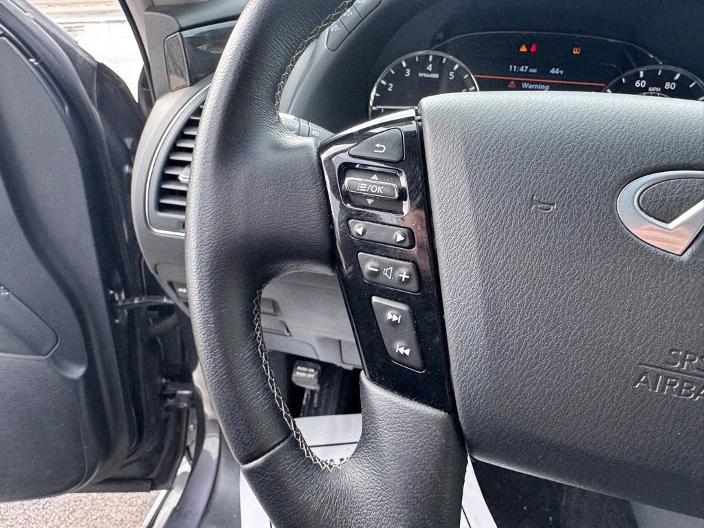 2024 INFINITI QX80 LUXE