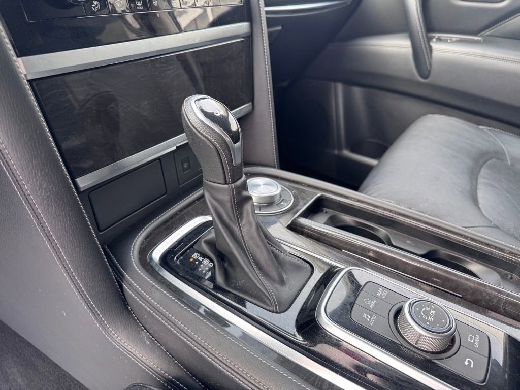 2024 INFINITI QX80 LUXE