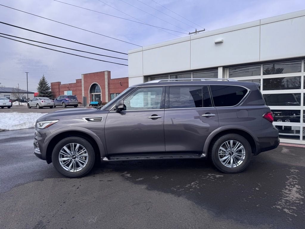 2024 INFINITI QX80 LUXE