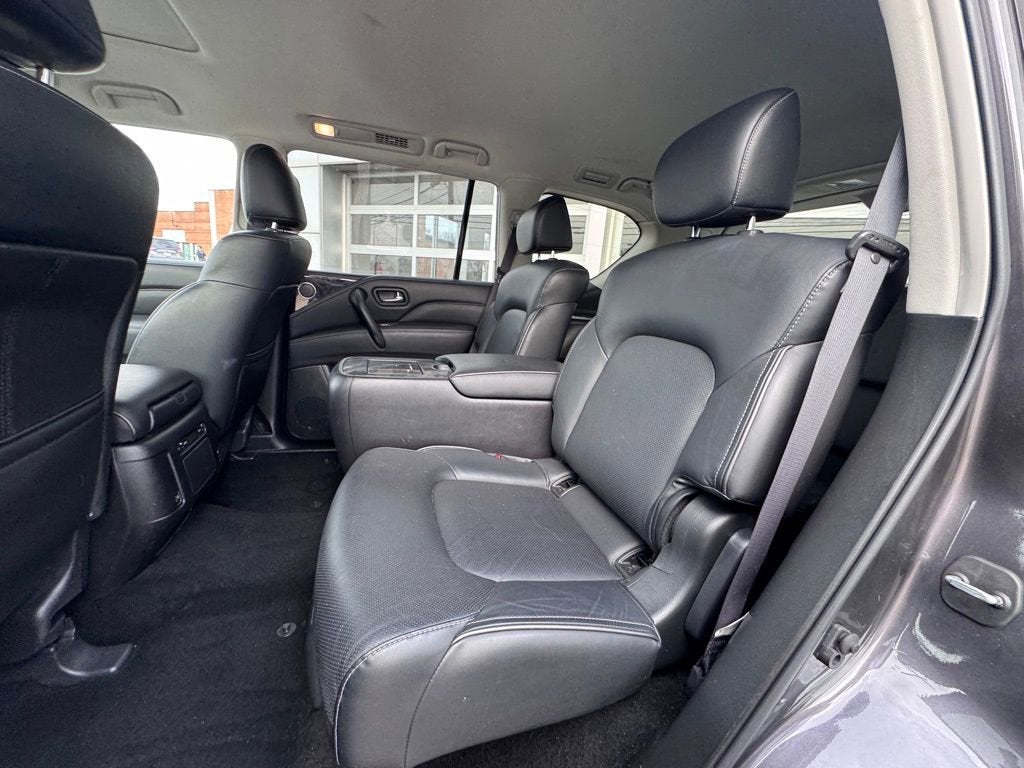 2024 INFINITI QX80 LUXE