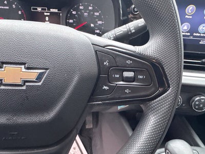 2025 Chevrolet Trax LS