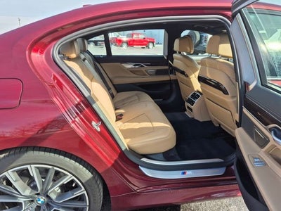 2022 BMW 7 Series 750i xDrive
