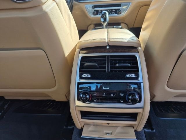 2022 BMW 7 Series 750i xDrive