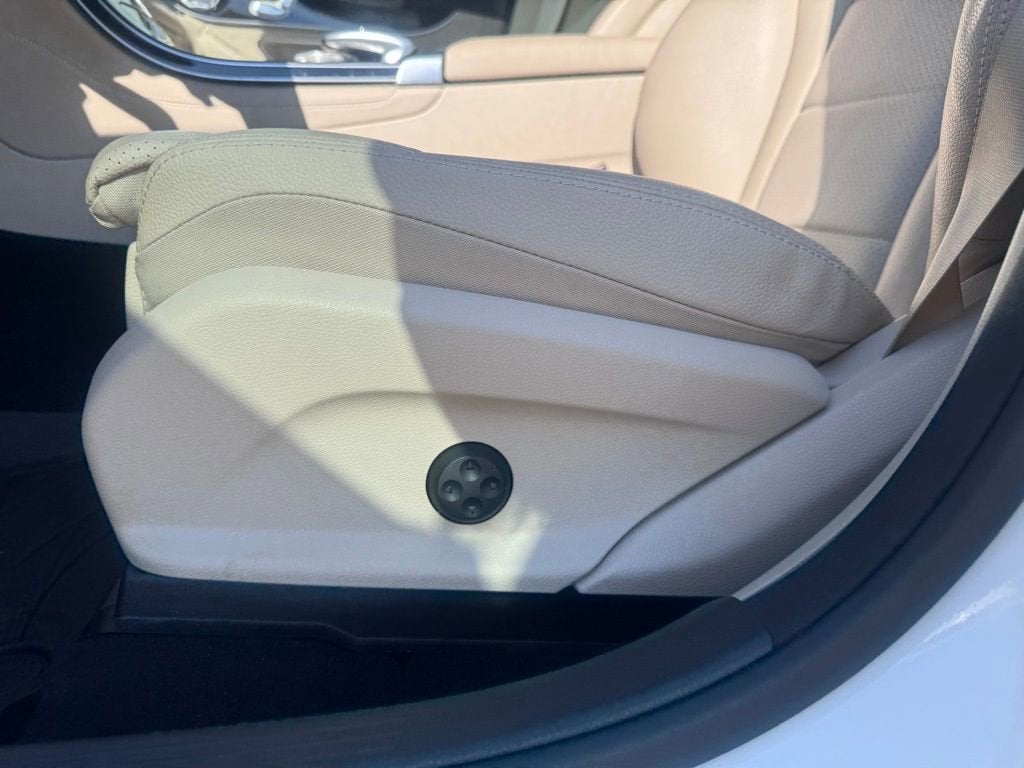 2017 Mercedes-Benz GLC GLC 300