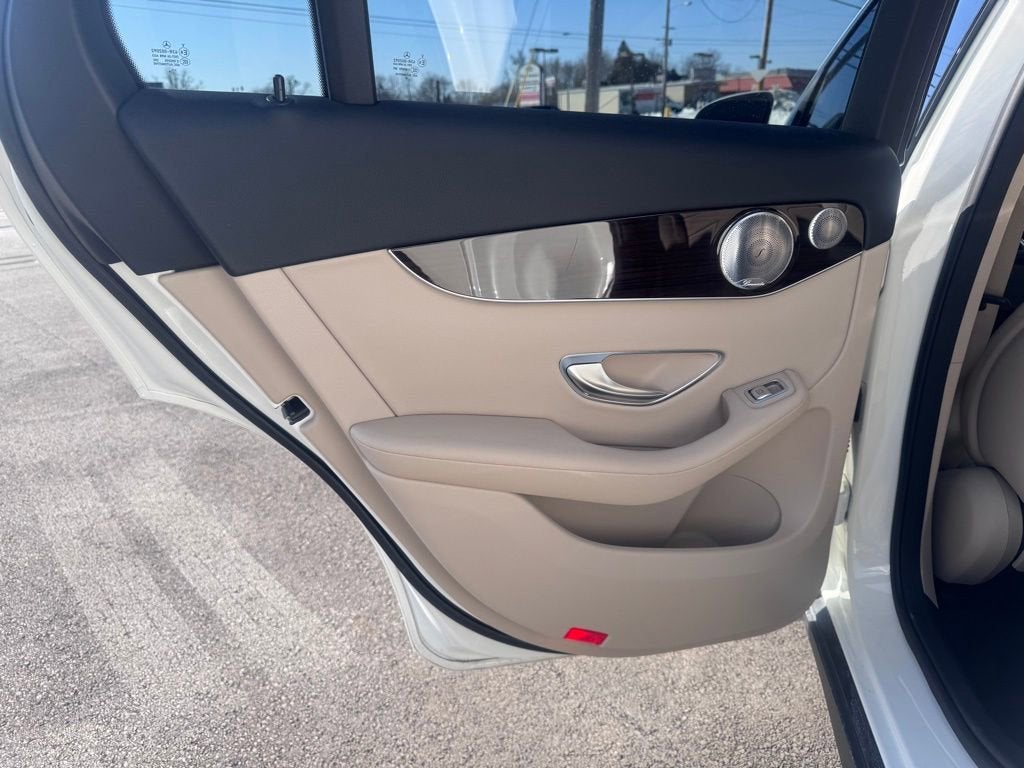 2017 Mercedes-Benz GLC GLC 300