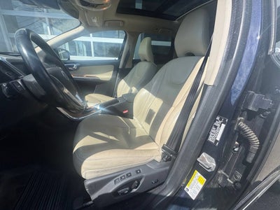 2017 Volvo XC60 Inscription
