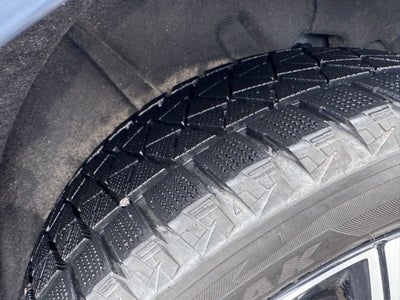 2023 Volvo XC60 Plus Dark Theme