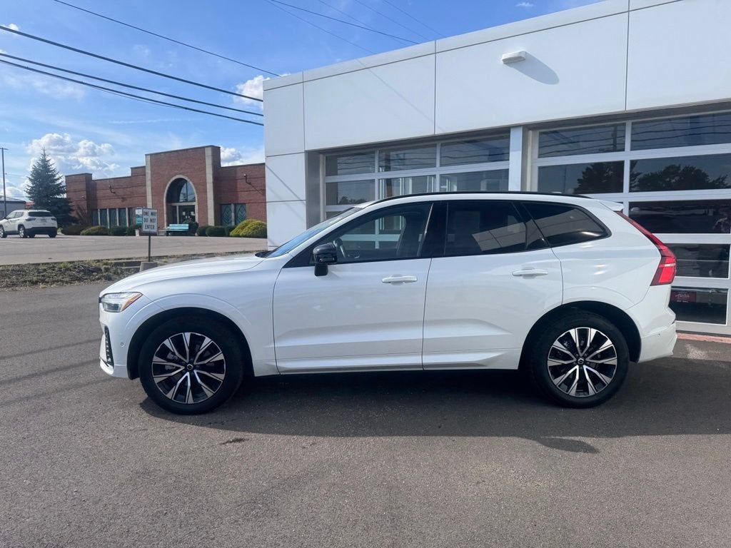 2025 Volvo XC60 Plus