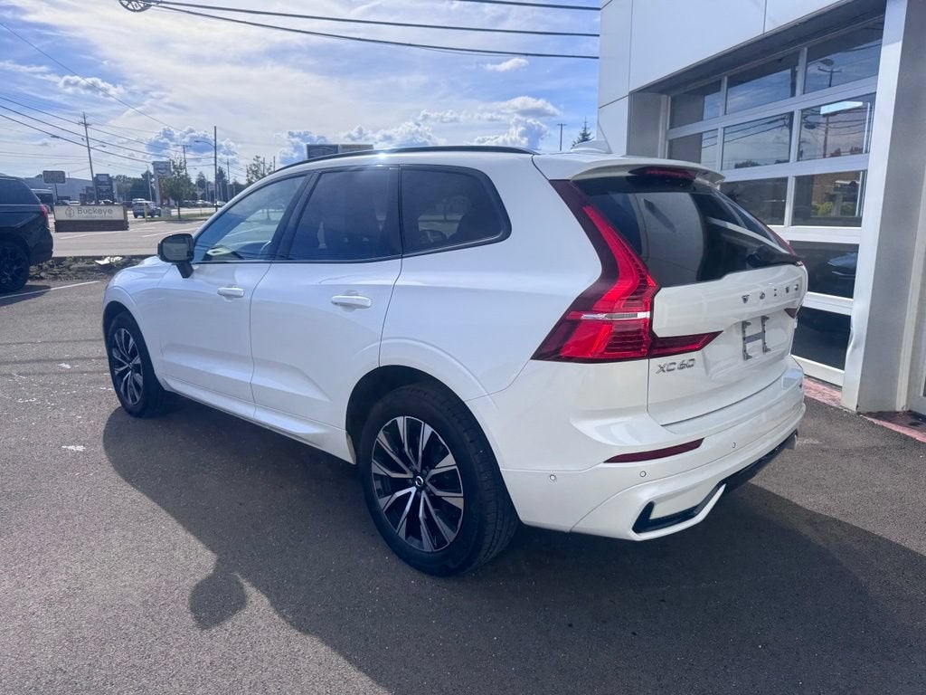 2025 Volvo XC60 Plus