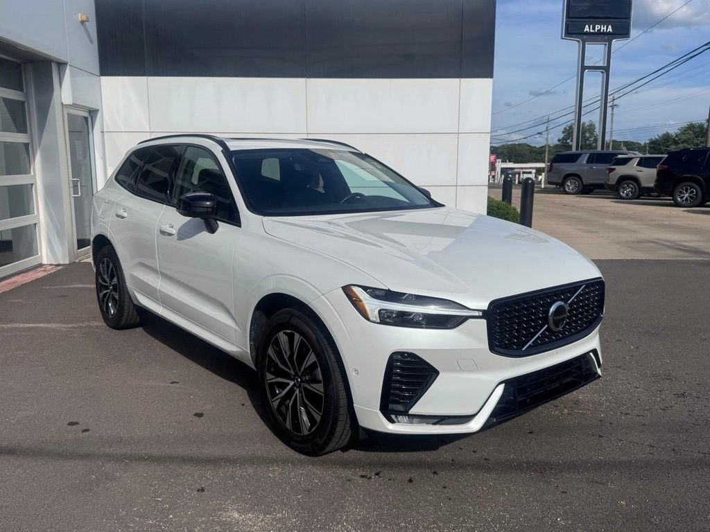 2025 Volvo XC60 Plus